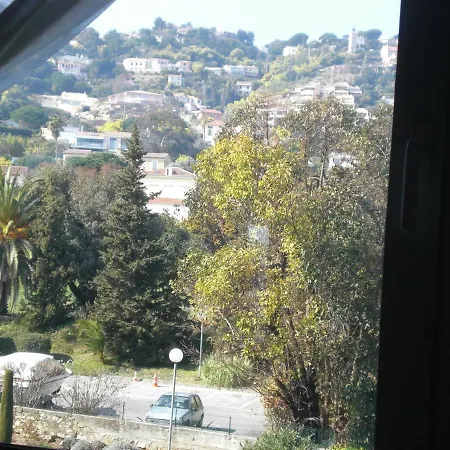 Avec Piscine, A 100 M, Cannes Et Juan Les Pins A 5 Min, Wifi Lägenhet Golfe-Juan